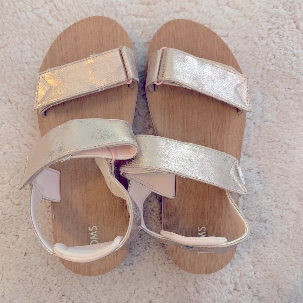 Toms Velcro Sandals
